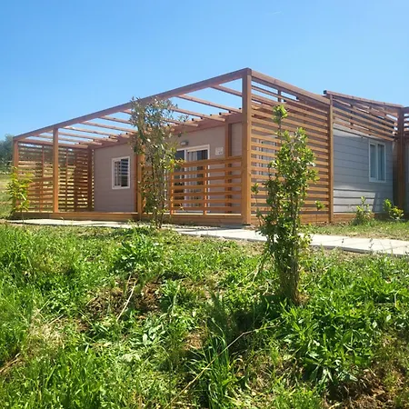 Viovillas Glamping * أريتسو