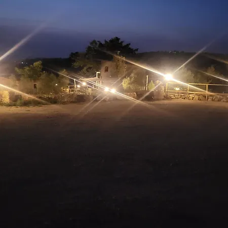 مكان تخييم Viovillas Glamping أريتسو